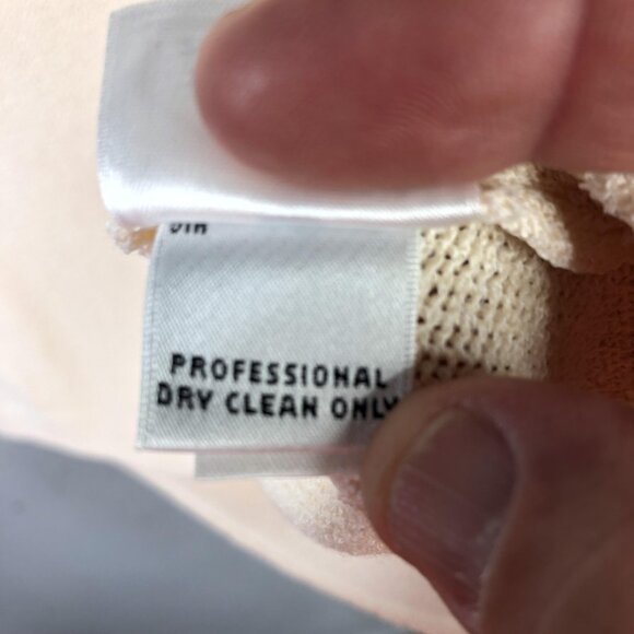 St John Tank Top Womens Petite Knit Sleeveless Classic Minimalist Dry Clean Only - Picture 7 of 16